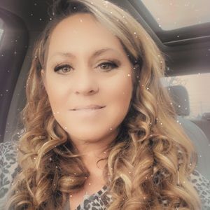 Meet your Posher, Christy